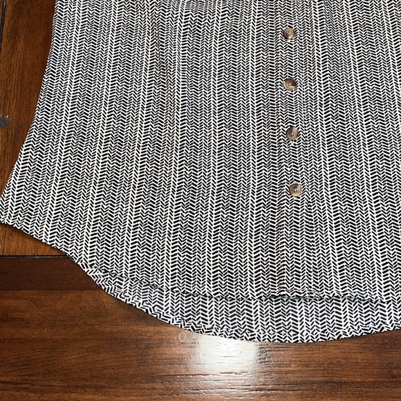 Croft & Barrow Tank size M black and white pattern - Picture 4 of 8